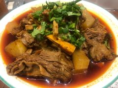 红烧牛肉-犇逸·乐山跷脚牛肉·四川现炒(览海店)