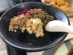 -江边城外烤全鱼(世茂广场店)