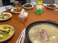 -绅士餐厅龙虾·烧烤(西门路店)