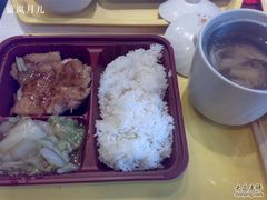 杨梅汁鸡腿扒套餐-老广州米饭皇