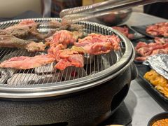-啊美丽炭火烤肉(滑翔一店)