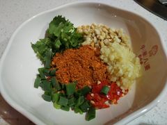 -牛华八婆麻辣烫(龙湖U城店)