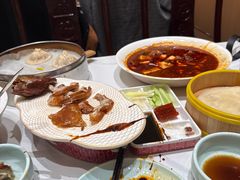 -梅利汴京烤鸭•开封豫菜地标店(东大街店)