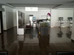 -天津波士信达奔驰4S店(卫津南路店)