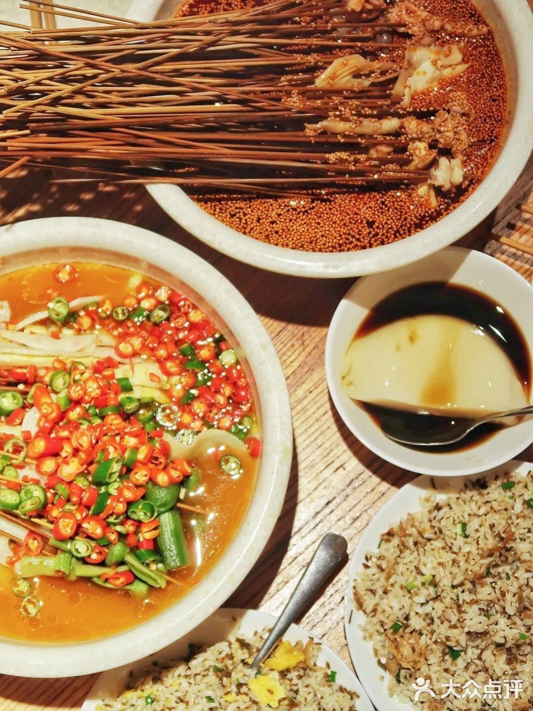 太古里这家店，火了41年的叶婆婆钵钵鸡