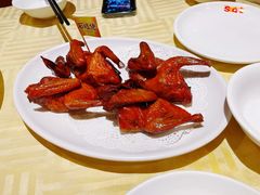招牌烤乳鸽-石岐佬中山菜馆(张溪店)
