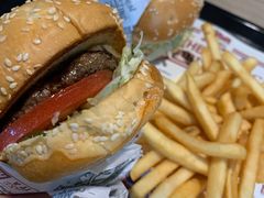 -The Habit Burger Grill 哈比特汉堡(复兴soho店)