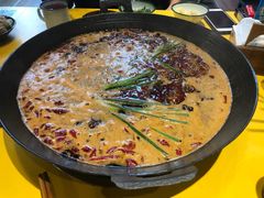 -周幺妹重庆老火锅(银泰城总店)