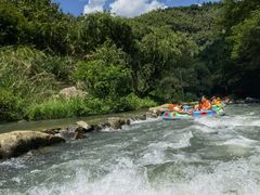 -浮盖山峡谷漂流