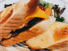 -玲婧胡同·生日蛋糕·餐厅(嘉里城店)