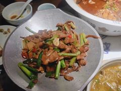 -卢大鲜鱼头捞饭(美利广场店)