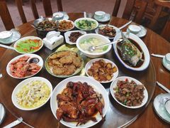 -芦茨金富饭庄·25年老字号·专做稻草鸡