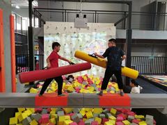 -嗨翻Hi-Fun竞技主题乐园·蹦床亲子生日轰趴(国光1937店)