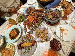 -小董哥烤串·爆汁大油边(故宫店)