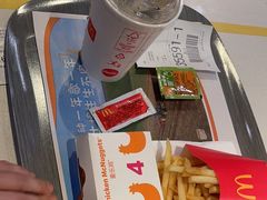 -麦当劳(佛山流行前线店)