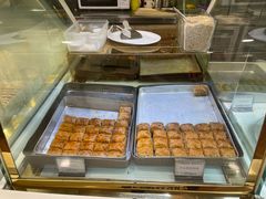 -MADO冰淇淋咖啡馆(淘金店)