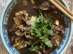 卤煮火烧-门框胡同百年卤煮(新街口店)