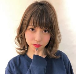 -时尚殿堂明星门店