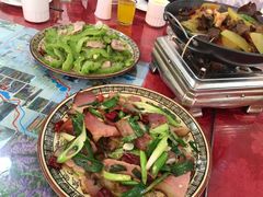 -乡土特色.冷锅鱼.牦牛肉汤锅