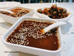 -凤凰路何眼镜香辣蟹(花果园店)