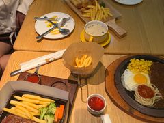-菲滋意式餐厅(临平万达店)
