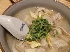 -俏凤凰(美林M·LIVE天地东座店)