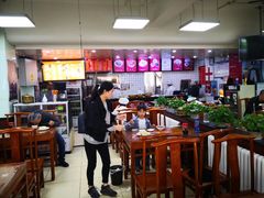 大堂-陈寔包子王·卤煮小肠·京味小吃(龙潭店)