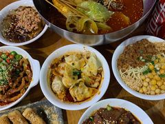 红油抄手-付小姐在成都(吾悦广场店)