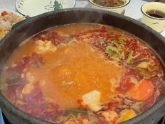 -贵府酸汤牛肉火锅·贵州老字号(飞山街店)