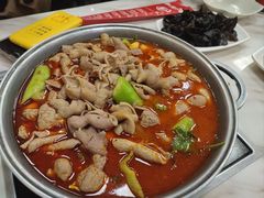 -彭记铁锅肥肠(东四总店)