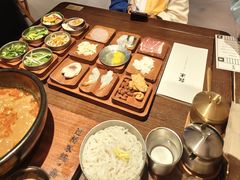 -银米·云南传统过桥米线(双廊黑金冠店)