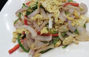 Egg and Onion Stir-fry