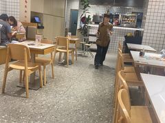 -樂麗餐室 · 本地茶餐廳(扬名广场店)