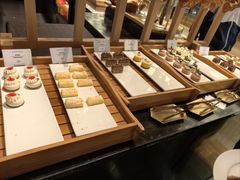 -圣丰索菲特·2 On 988 Café 自助餐厅