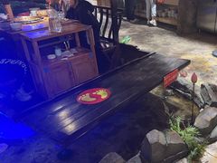 -城墙拐拐火锅(三峡广场黑金冠店)