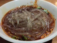 -万记麻辣烫国展总店
