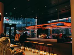 -星巴克臻选(上海合生汇1F店)