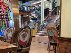 大堂-more than meow吴止猫主题餐厅(承德 中船汇店)