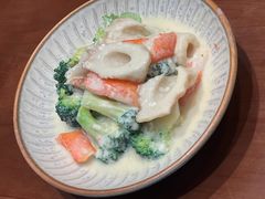 奶汁竹轮西兰花-8PINTS八品脱·日料·烧鸟·精酿小酒馆(莘庄店)