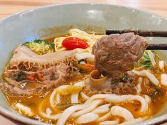 皇朝双宝牛肉面-陳八两面家(滨江天街店)