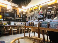 大堂-黑胶星球(华发中城商都店)