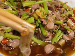 酸辣鸡杂-自贡盐帮菜·玩辣餐厅(樱花园西街店)