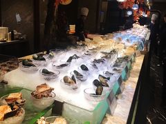 -半岛翡丽海鲜自助餐厅(观风亭店)