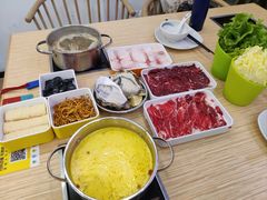 -杨老板·海鲜集市火锅·鲜切牛肉(中防万宝店)