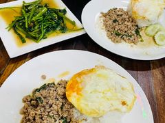 -Pad Thai Kratong Thong by ama