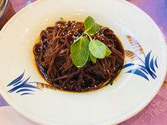 -梅利汴京烤鸭•开封豫菜地标店(东大街店)