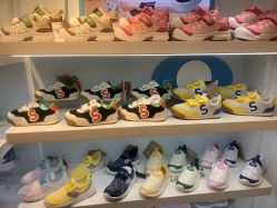 -孩子王(奥克斯广场店)