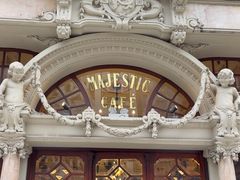 -Majestic Café