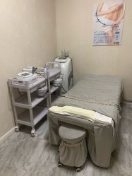 -瑶芳清颜专业祛痘