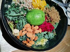 牛油果沙拉-小大董·烤鸭(凤凰汇店)